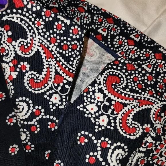 Talbots Size 4 Flower Skirt of Blue - Picture 3 of 4